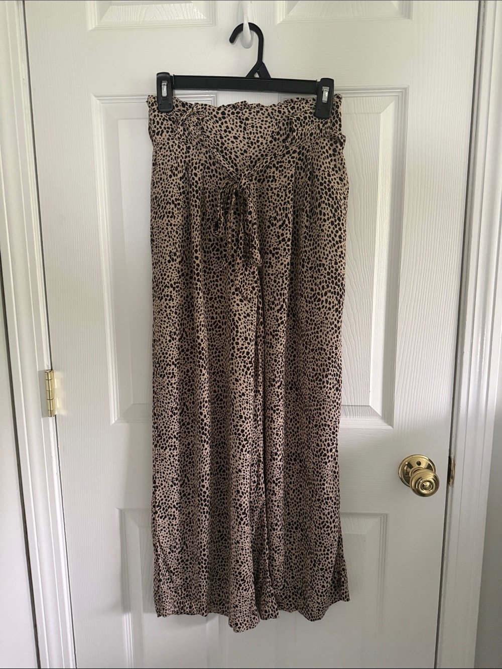 American Eagle Outfitters Beige and Black Wide Leg Pants